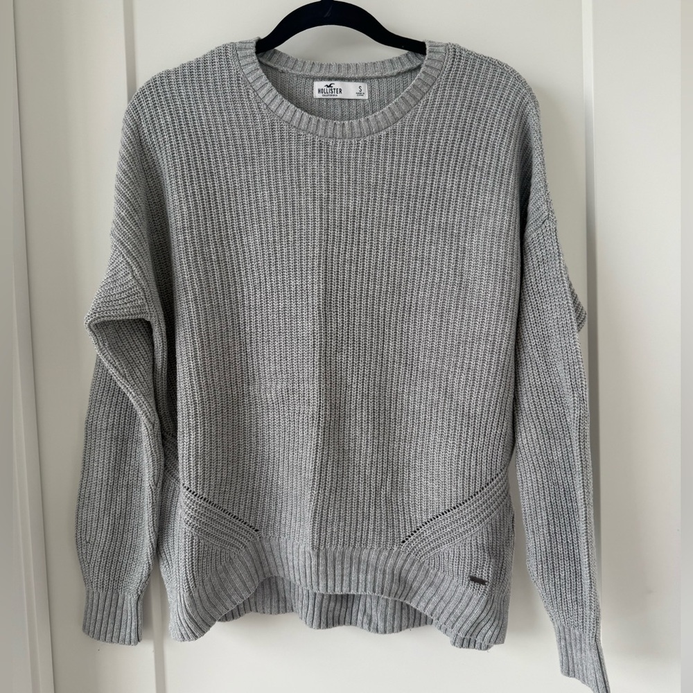 Hollister Light Gray Knit Pullover